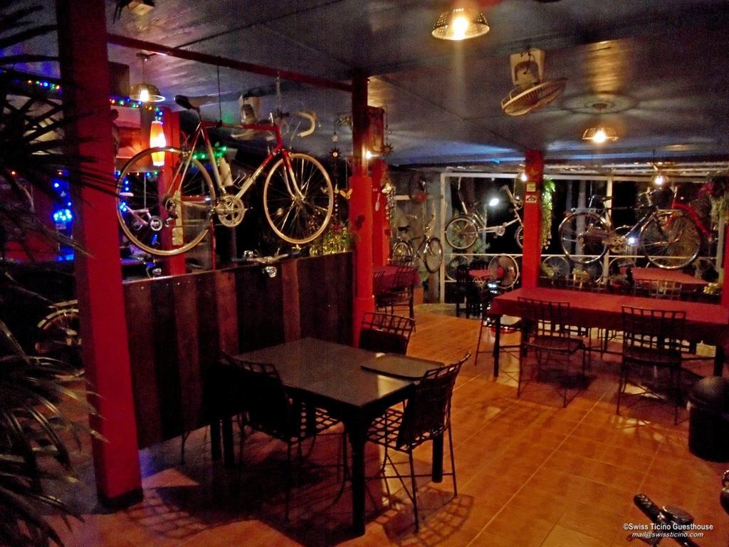 Swiss Ticino Guesthouse & Restaurant Mae Wang 외부 사진