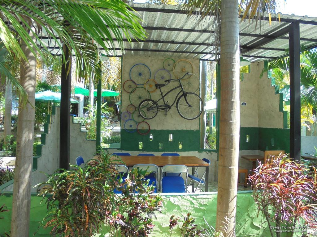 Swiss Ticino Guesthouse & Restaurant Mae Wang 외부 사진